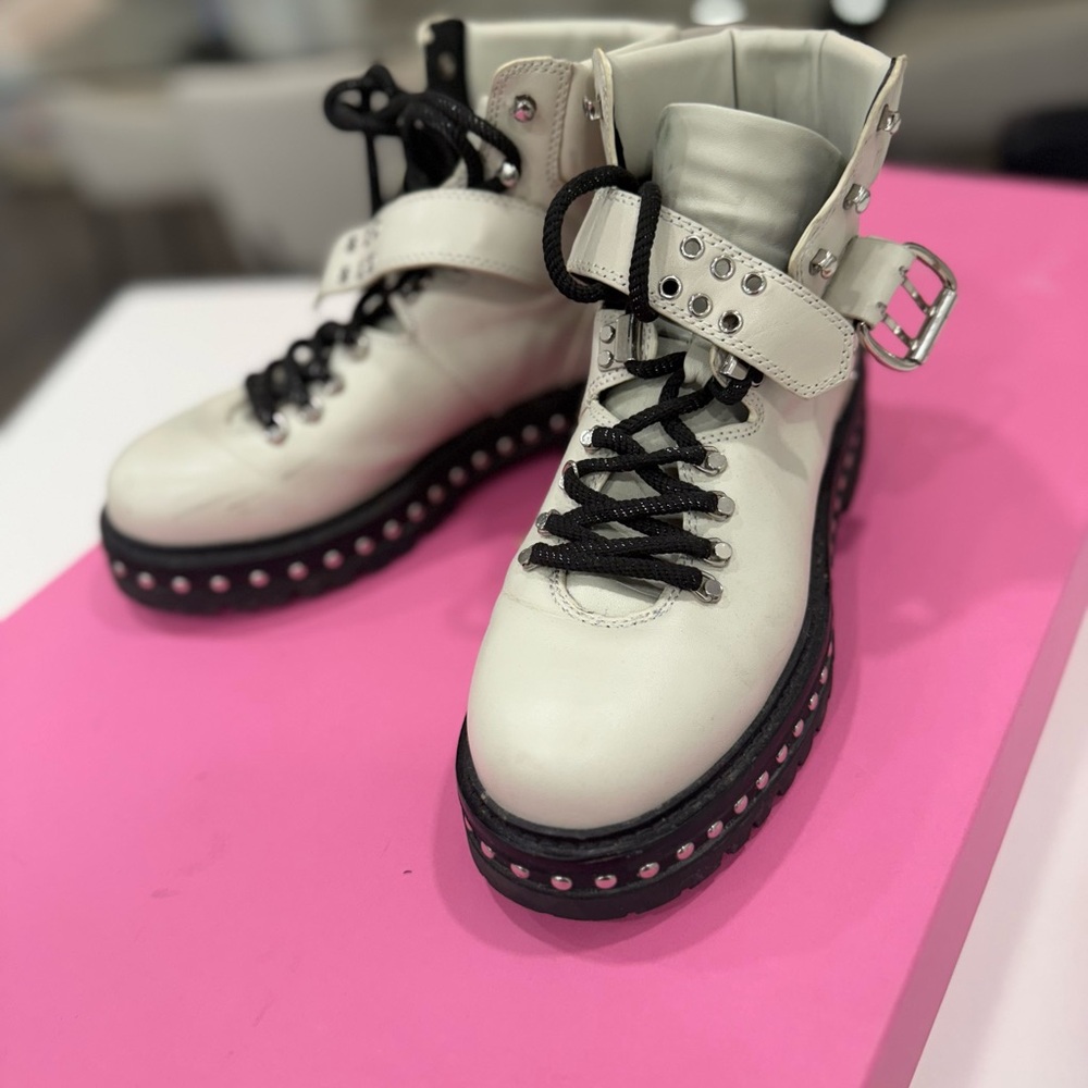 Women's White Leather Ankle Boots